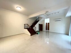 Kingsville (D10), Semi-Detached #582525841